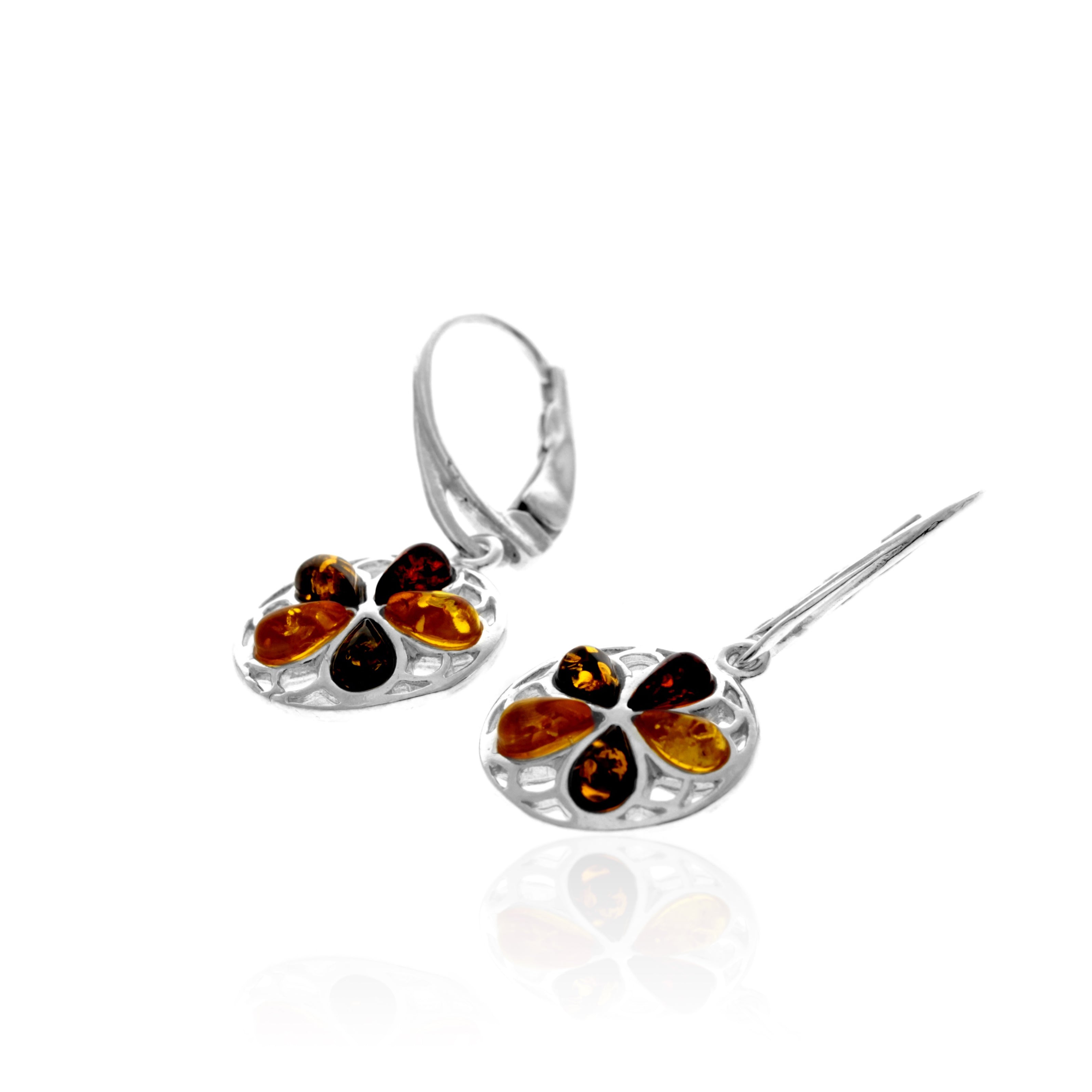 44ad17917a7f25fd675a5c03b6df221c