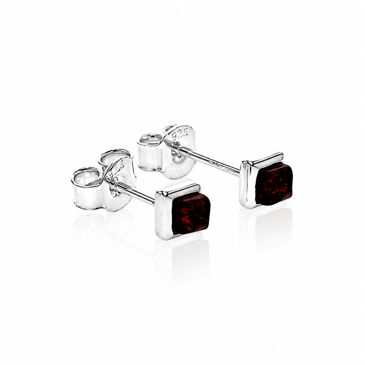 925 Sterling Silver & Genuine Baltic Amber Classic Square Small Studs Earrings - 8635