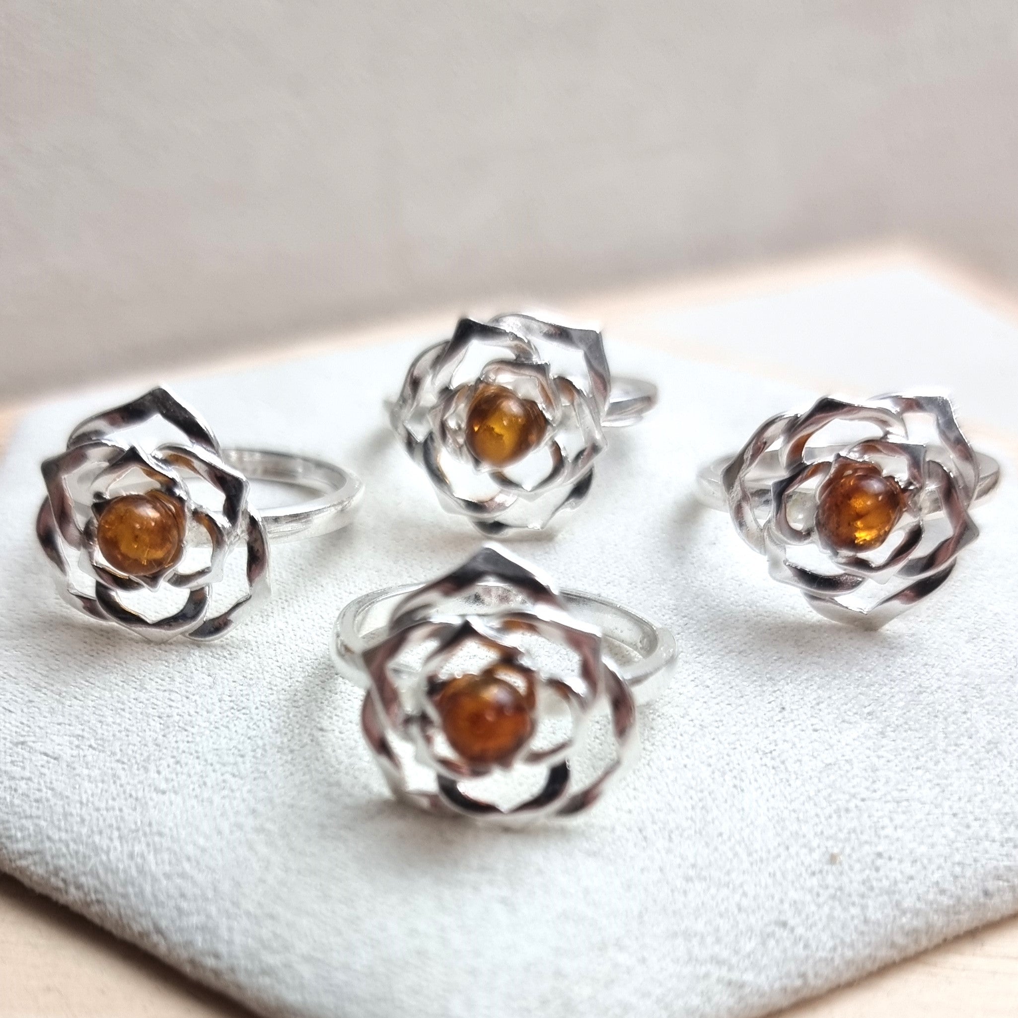 925 Sterling Silver & Genuine Baltic Amber Rose Ring - 7538