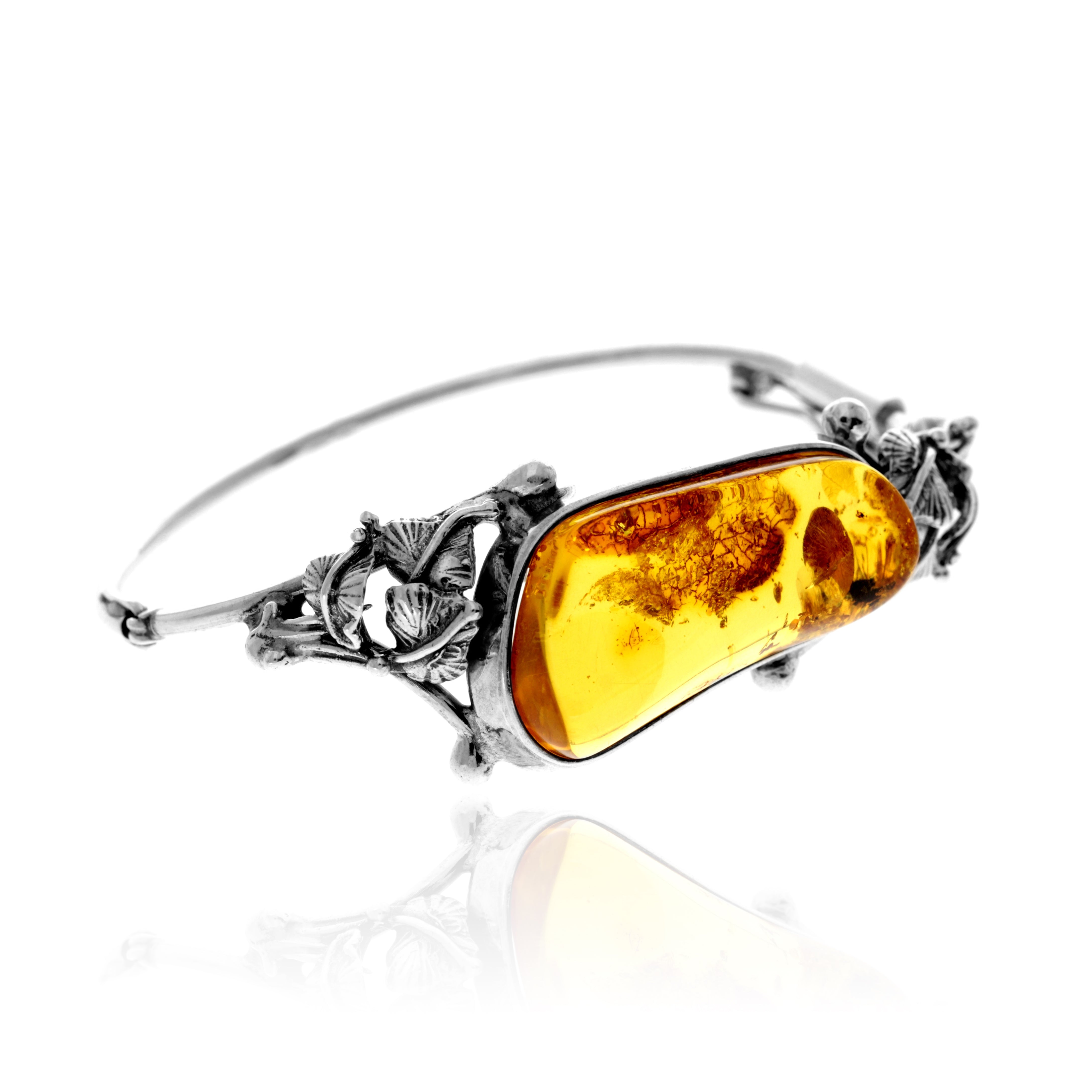 3d4951811f7efaaae5f113a6a1c81de4