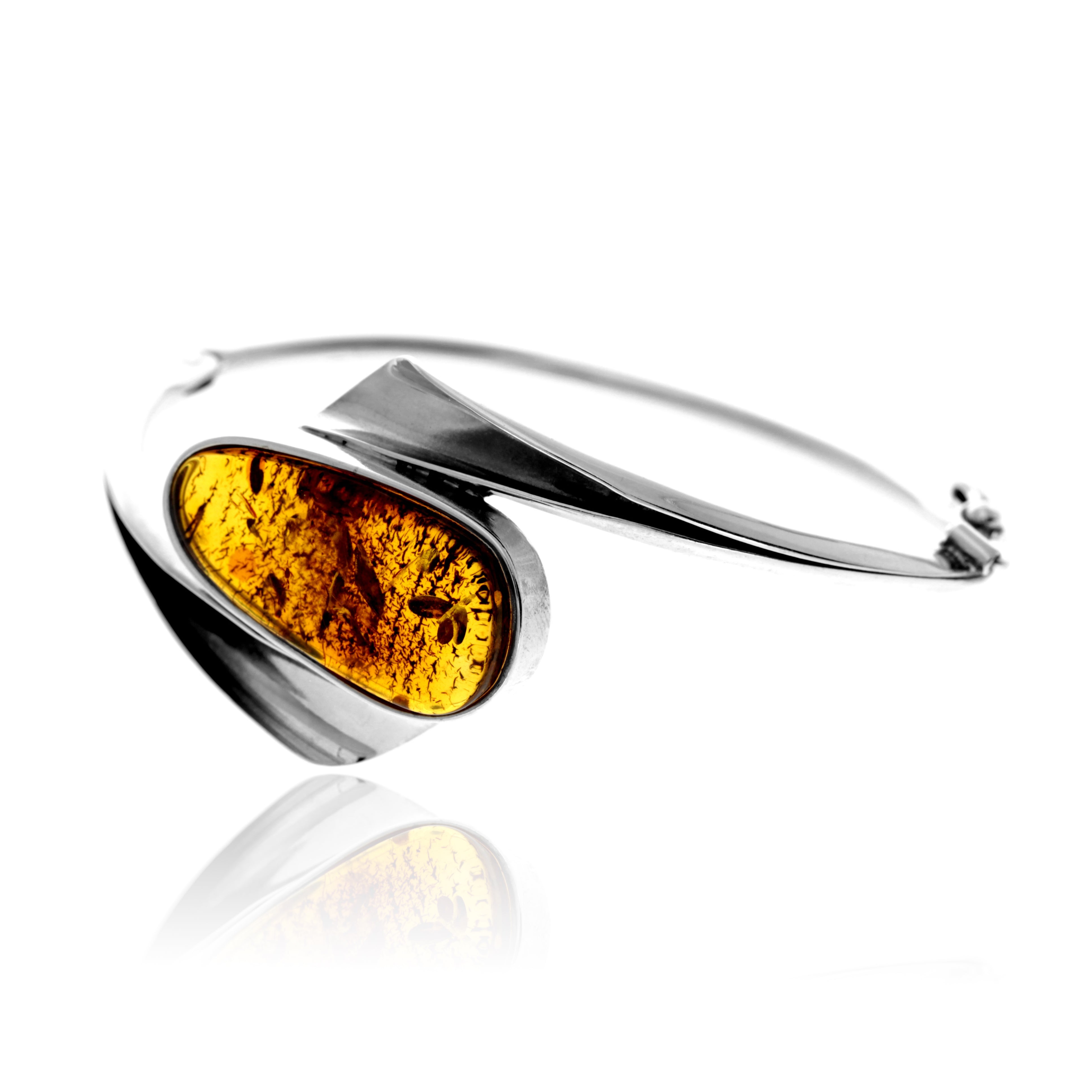 10d3b5ddc527e24a8e74c0e6b0215b2e