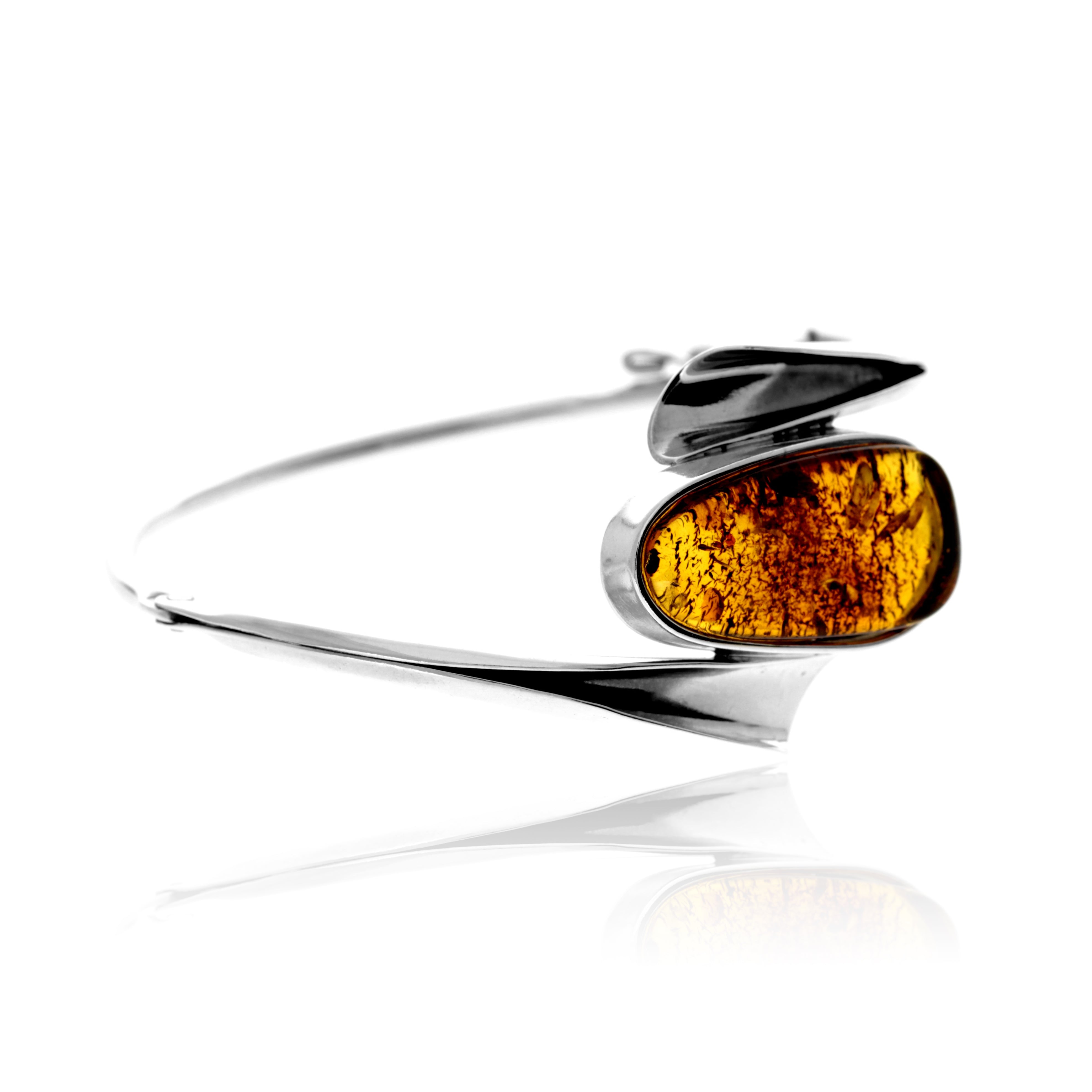 64be619eaf45ef1717436151edade8ef