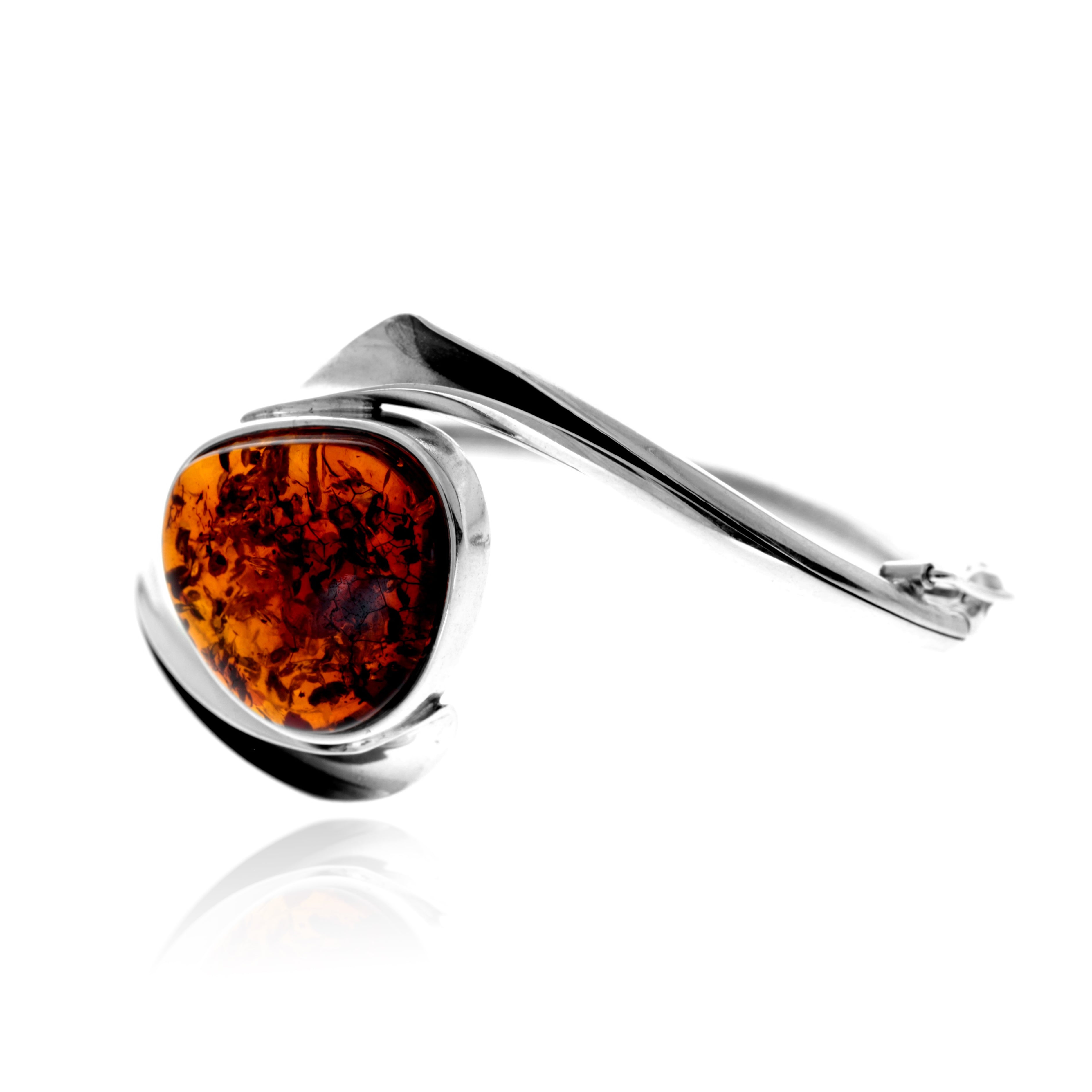 7ab5e2893cafa5484a3f17daca75ddf2