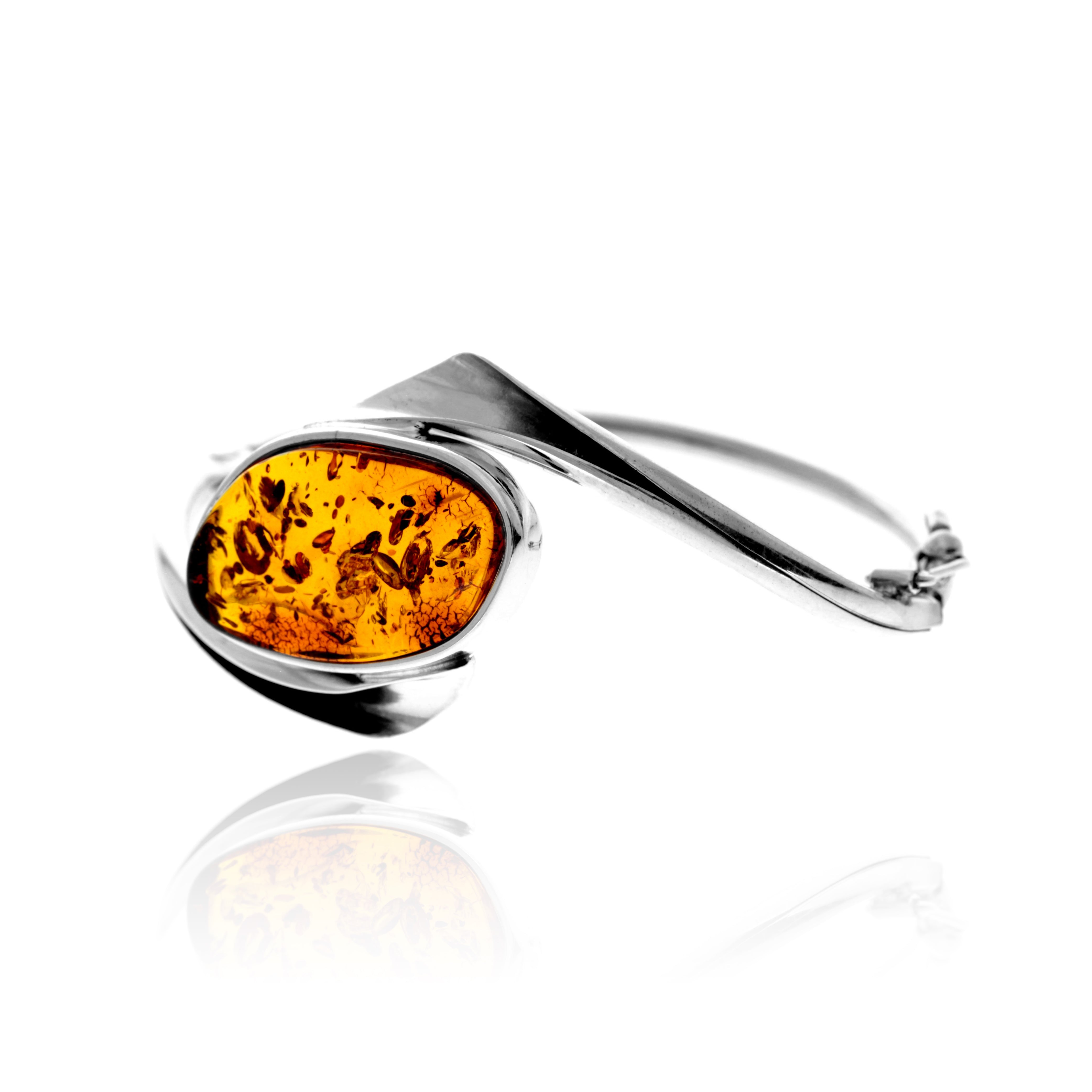 323912d9efa853cea3890c4fcf4dc4ed