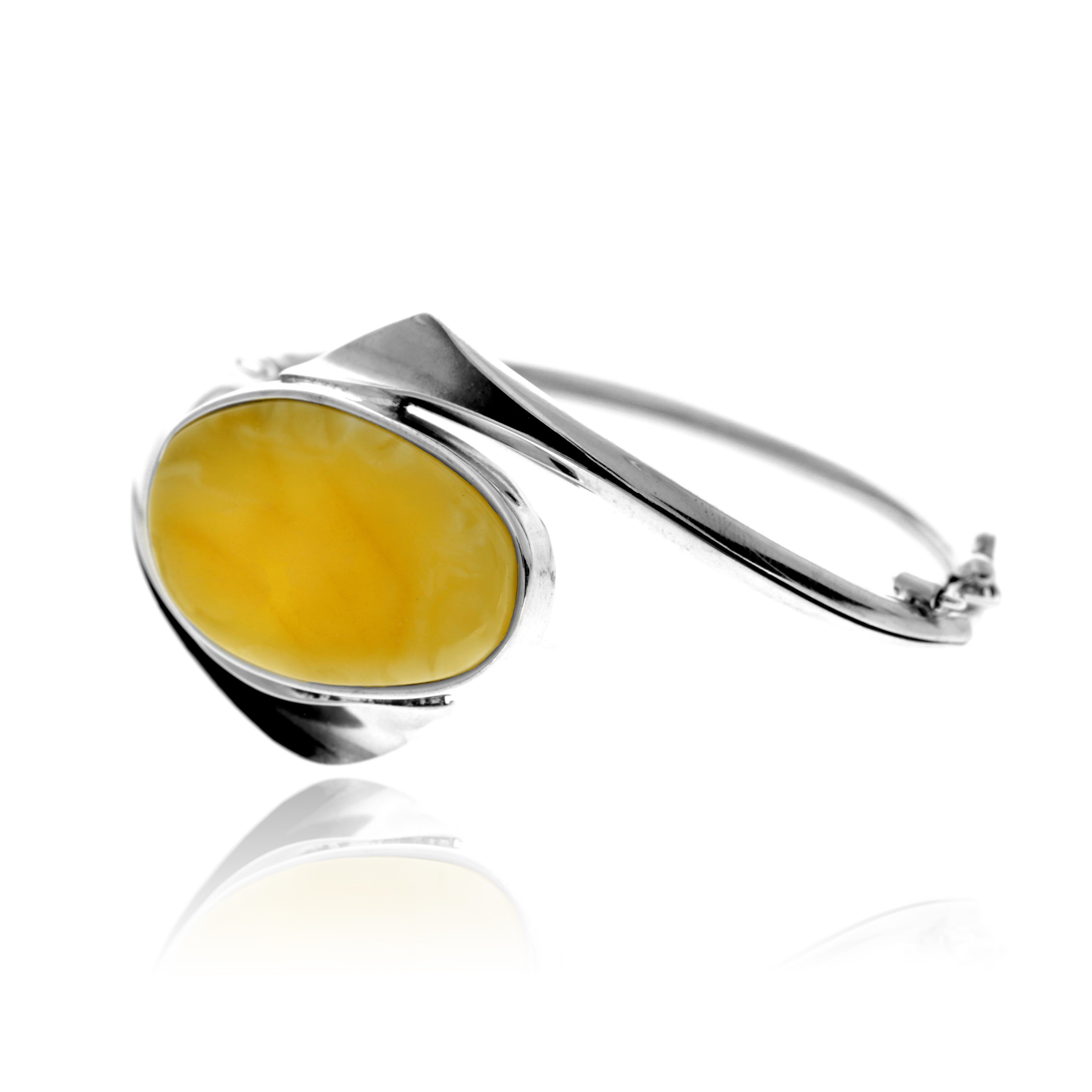 613c0eb3163e6a6d88a8b9c274bb5c18