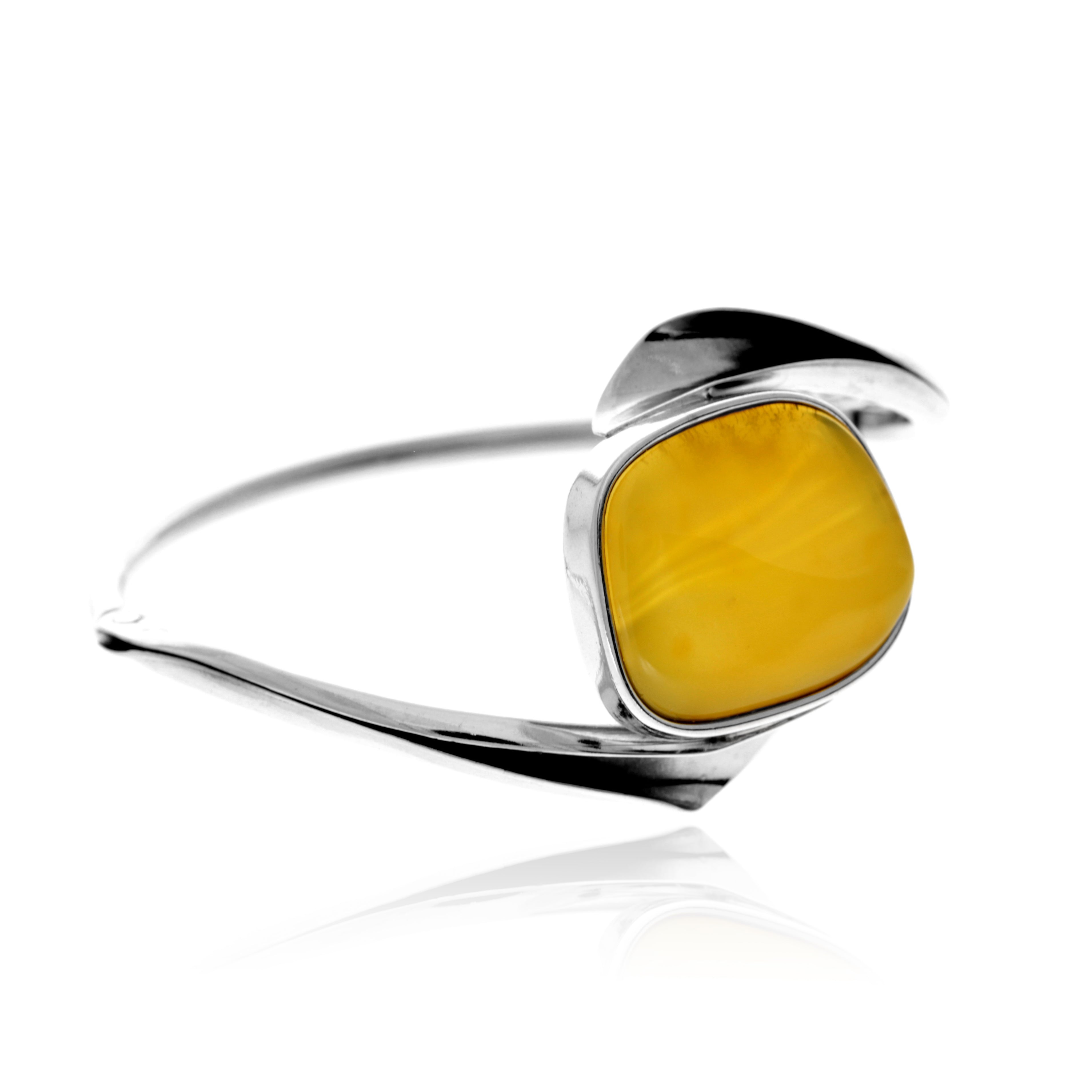 4c3e5c74b624172e4a57f1916296ba4c