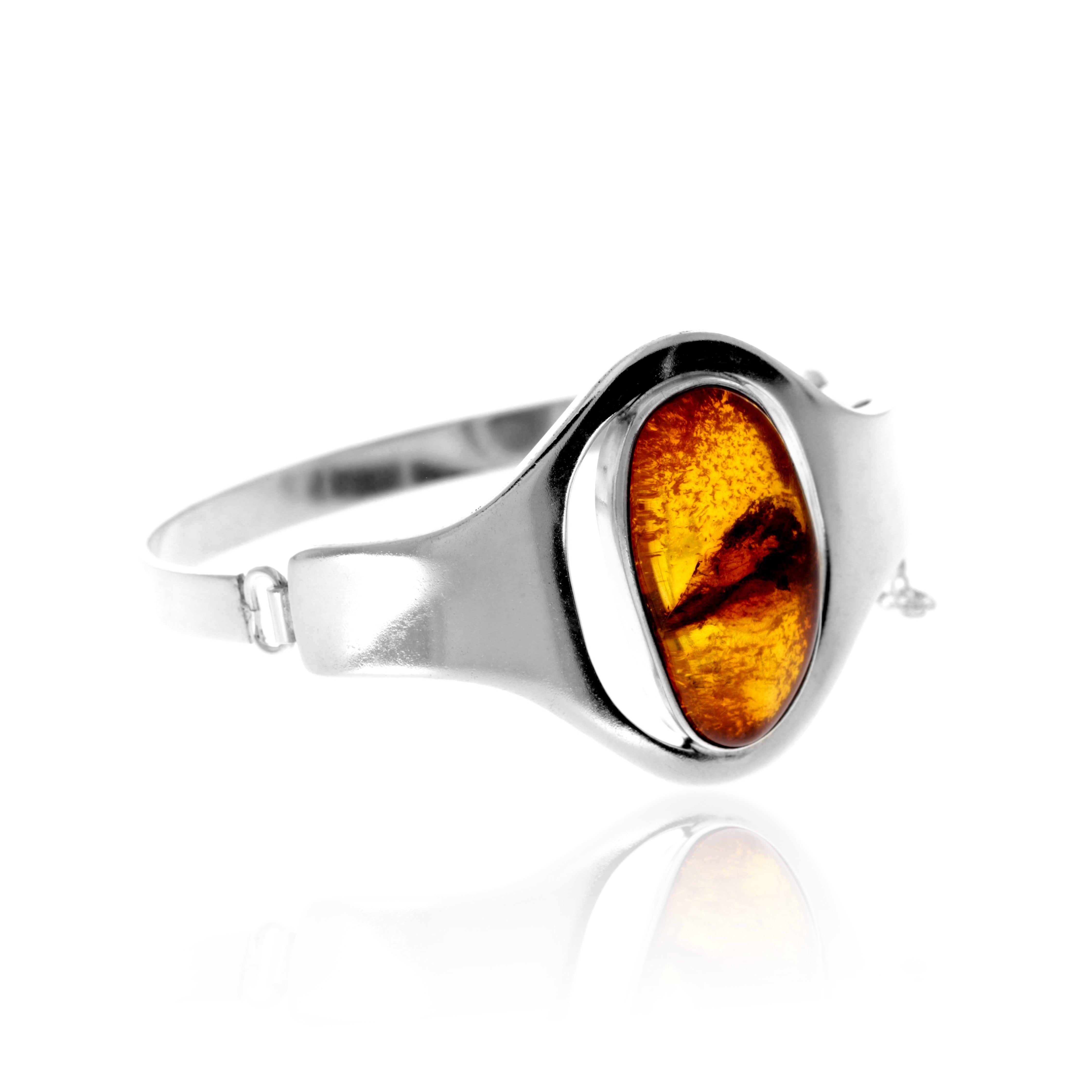 22a130fe60efe8f281ce2d4458e1295e