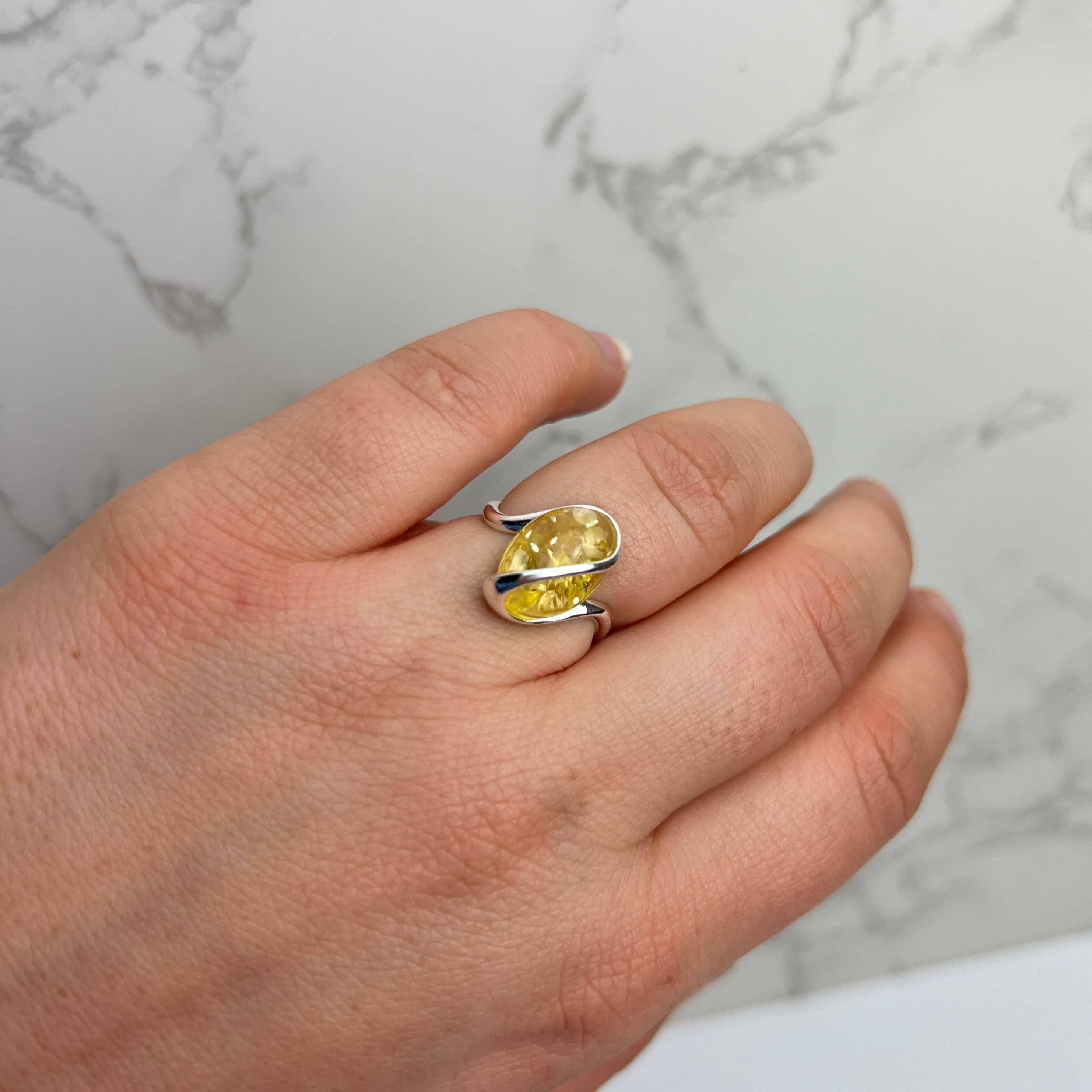 925 Sterling Silver & Baltic Amber Modern Adjustable Ring - GL477