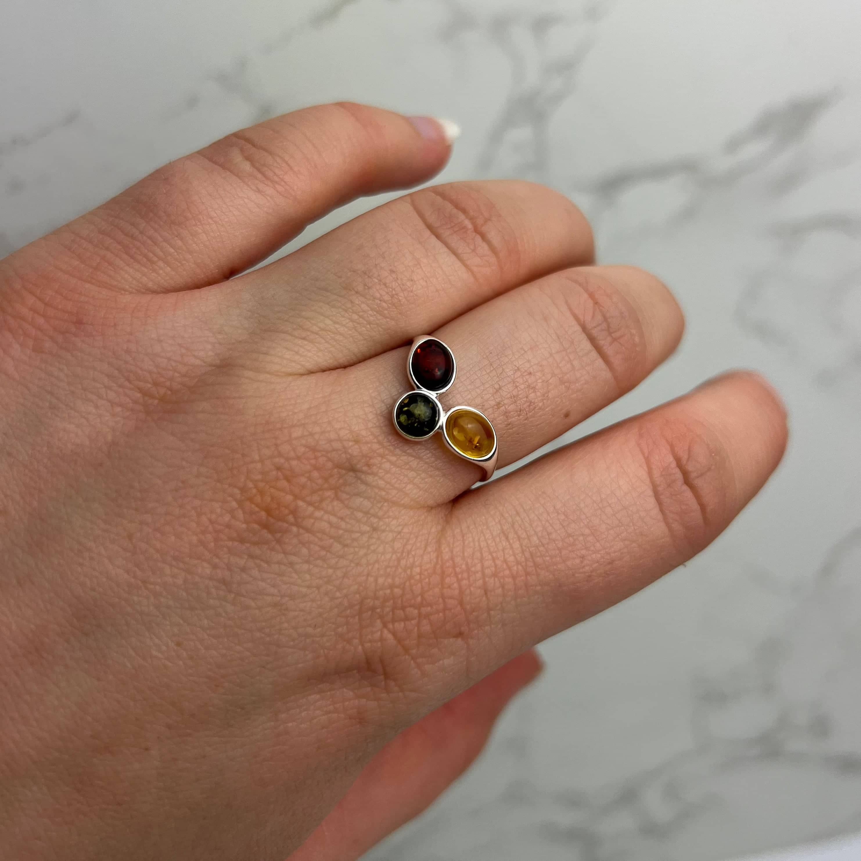 925 Sterling Silver & Baltic Amber 3 Stone Classic Ring