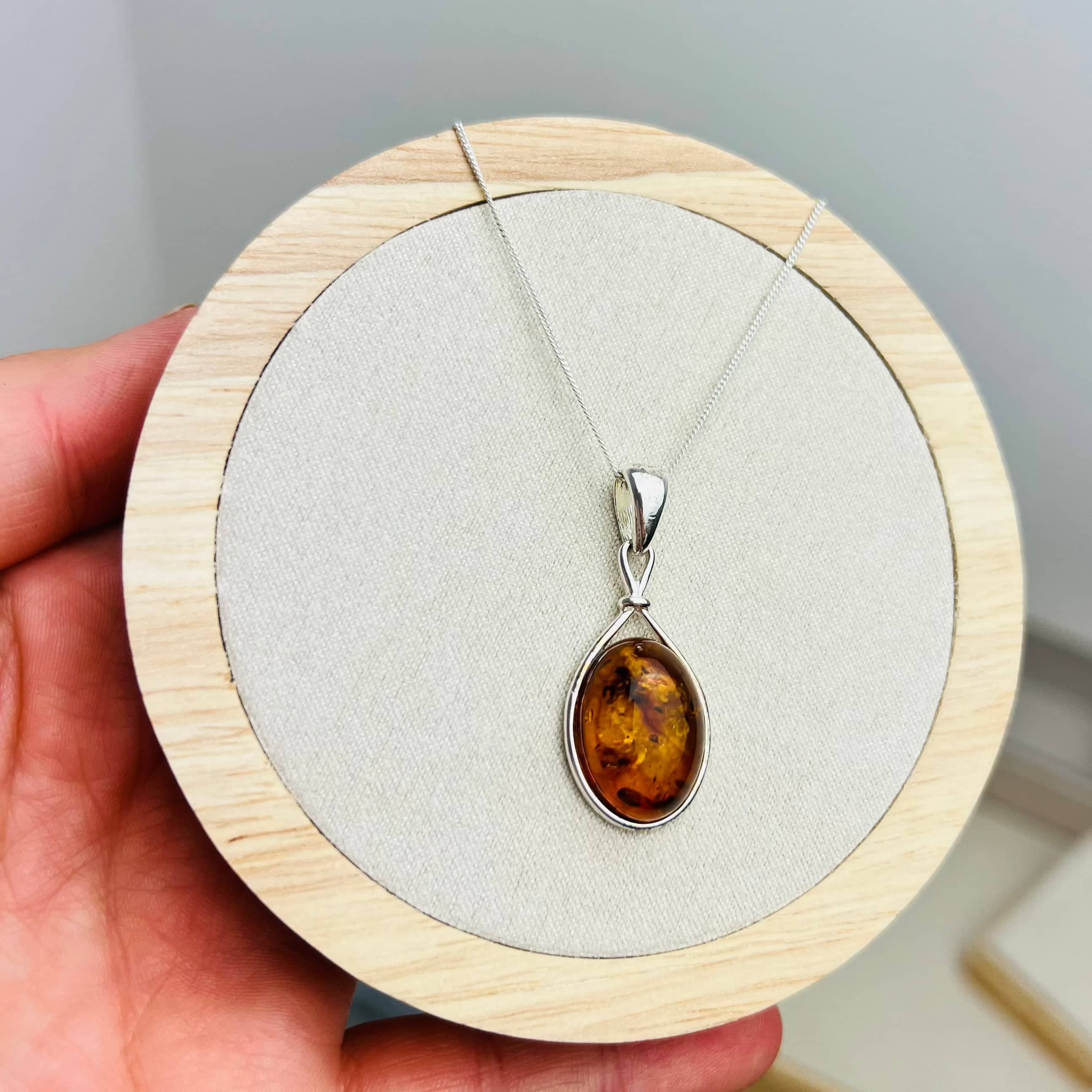 925 Sterling Silver & Baltic Amber Large Classic Pendant - 1803