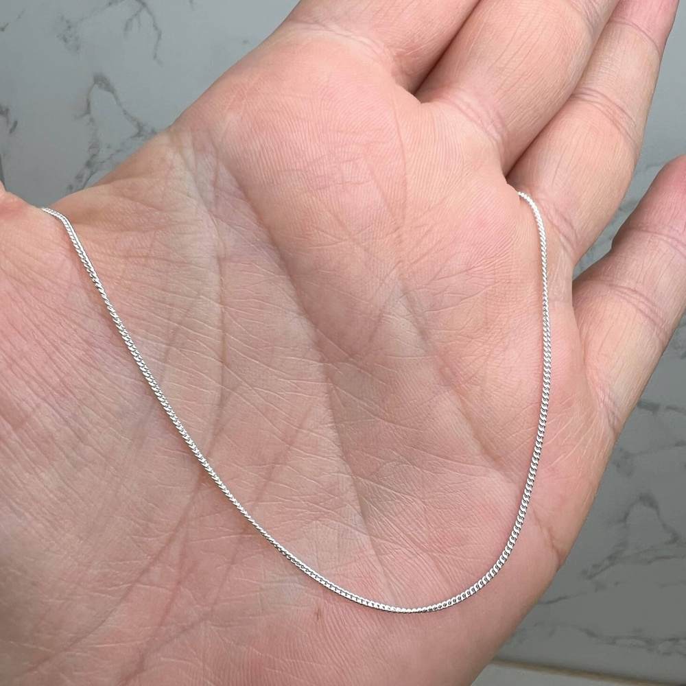 Made in Italy - 925 Sterling Silver Delicate Curbs - GCH005