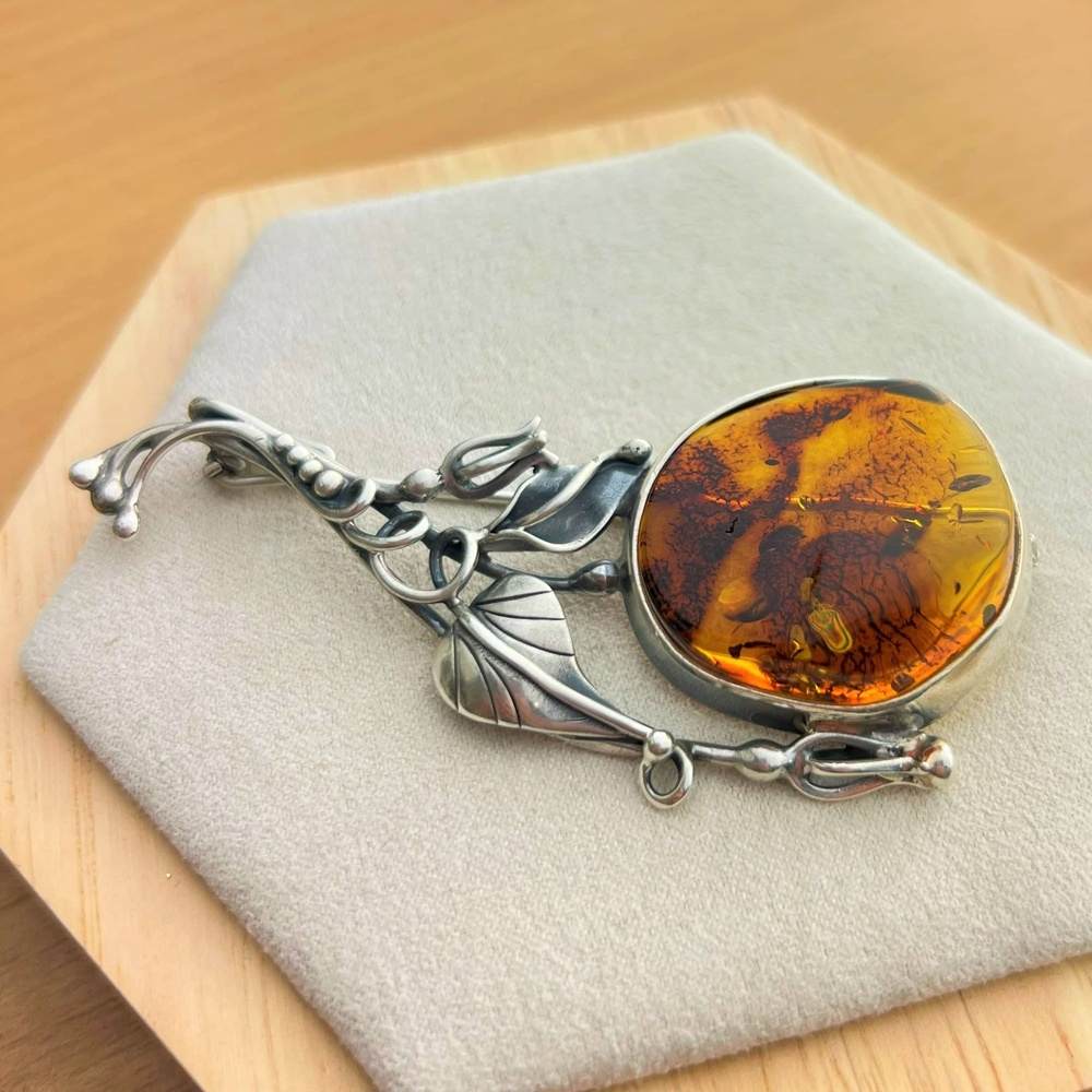 925 Sterling Silver & Baltic Amber Unique Amber Brooch - BR0151