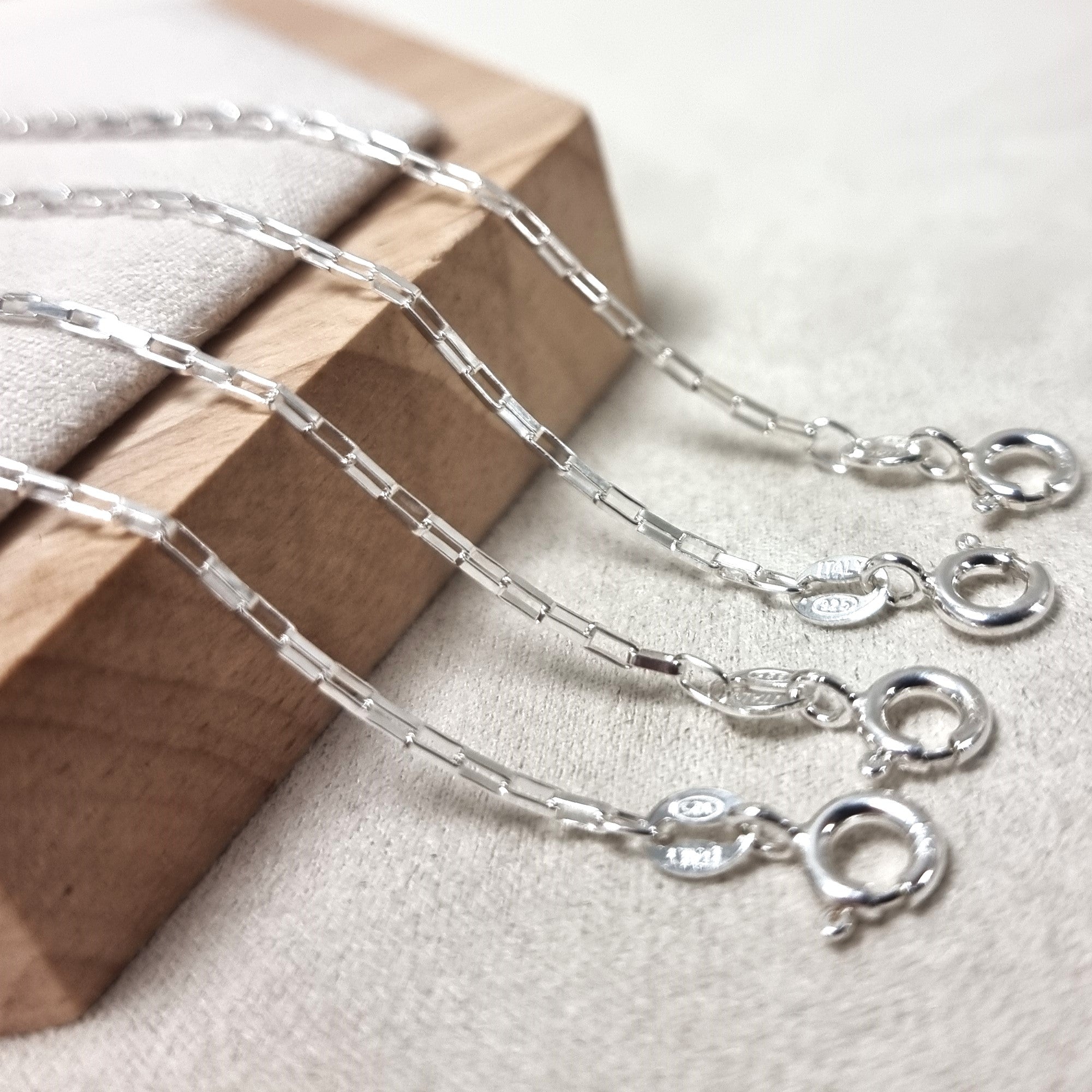 467b4d42a26a3f1f8bbacbb716e0eae2