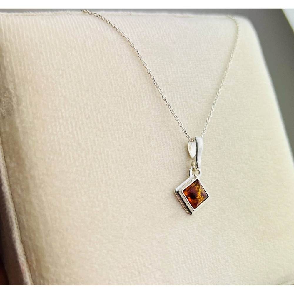 925 Sterling Silver & Genuine Baltic Amber Modern Dial Pendant - 1760