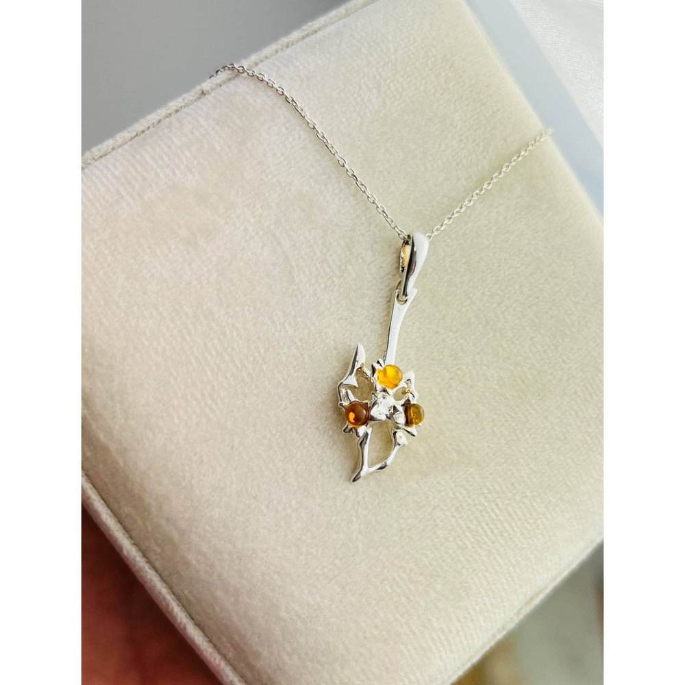 Copy of 925 Sterling Silver & Genuine Baltic Amber Modern Flower Pendant - 387