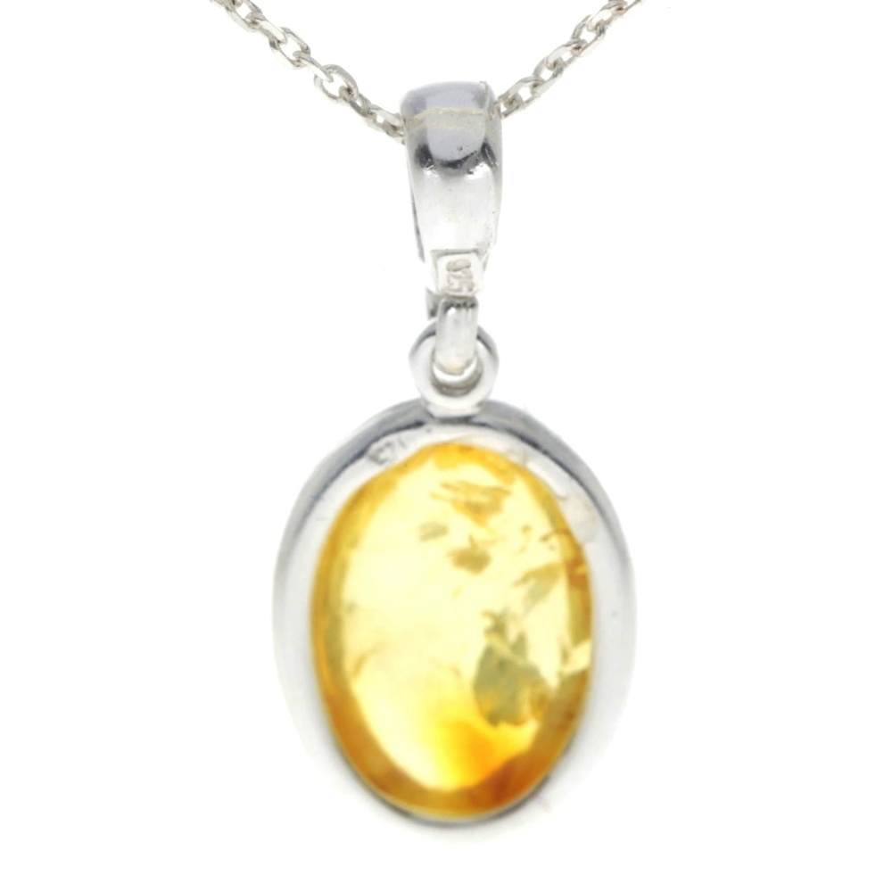 925 Sterling Silver & Genuine Baltic Amber Classic Oval Pendant - AX203