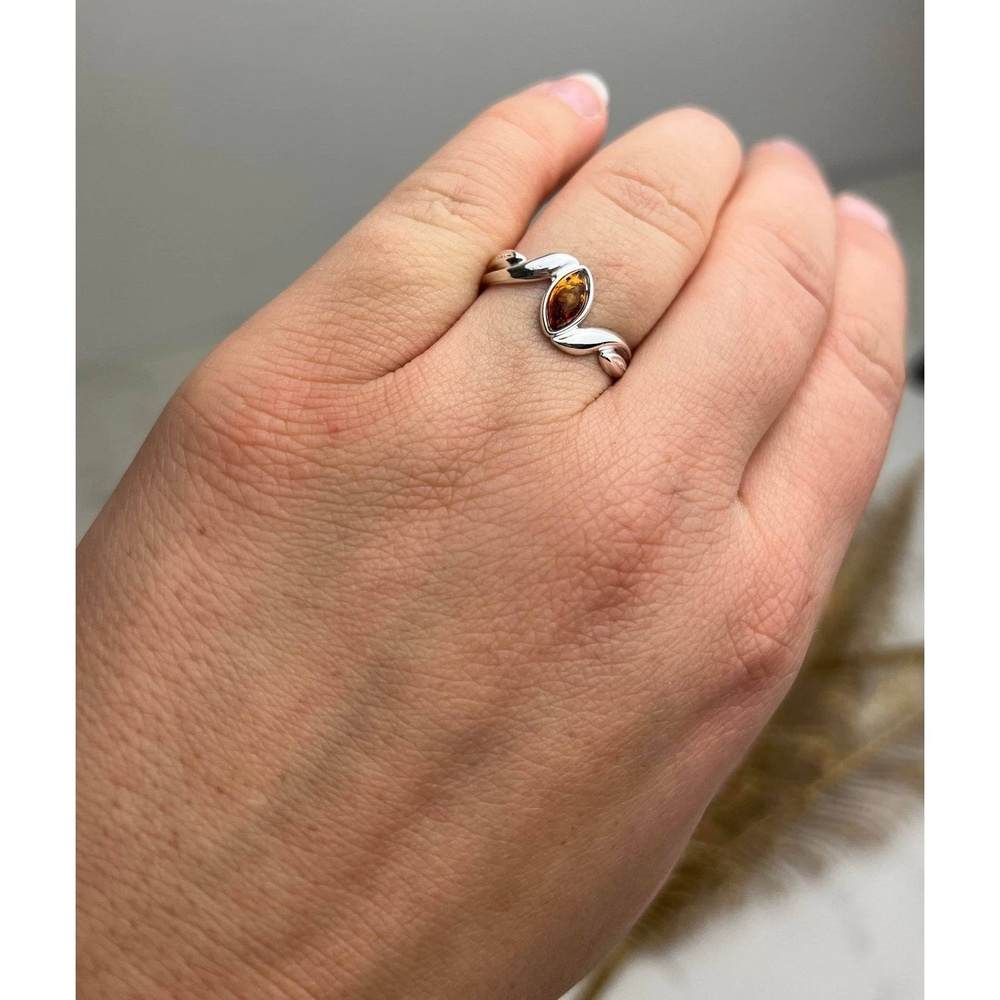 925 Sterling Silver & Baltic Amber Modern Ring - 7570
