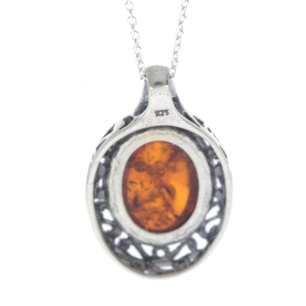 925 Sterling Silver & Genuine Baltic Amber Celtic Classic Pendant - AX202