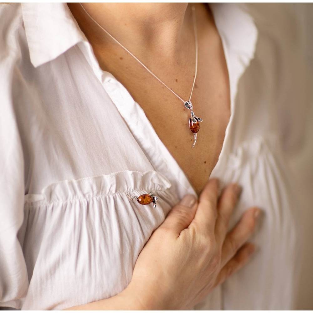 925 Sterling Silver Mouse Pendant with Amber - 568