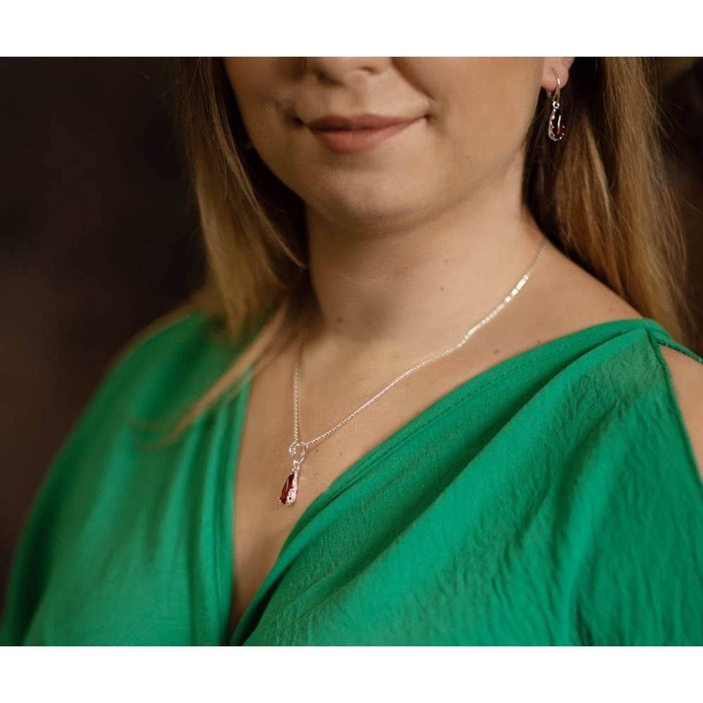 925 Sterling Silver & Baltic Amber Modern Teardrop Pendant - G233