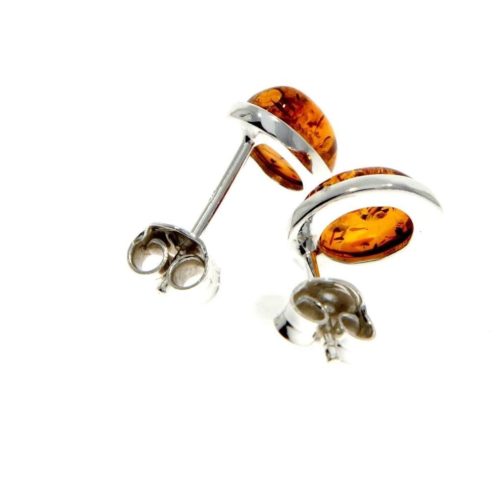 925 Sterling Silver & Oval Amber Stud Earrings - M637