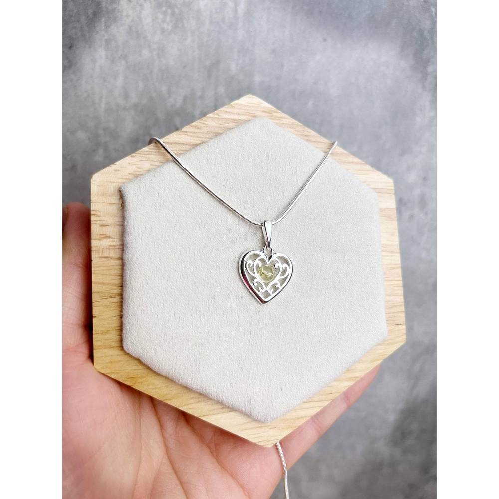 925 Sterling Silver & Baltic Amber Modern Heart Pendant - GL2006