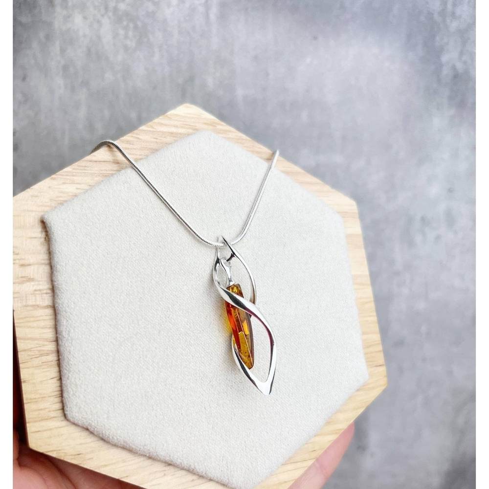 925 Sterling Silver & Genuine Baltic Amber Modern Pendant - GL220