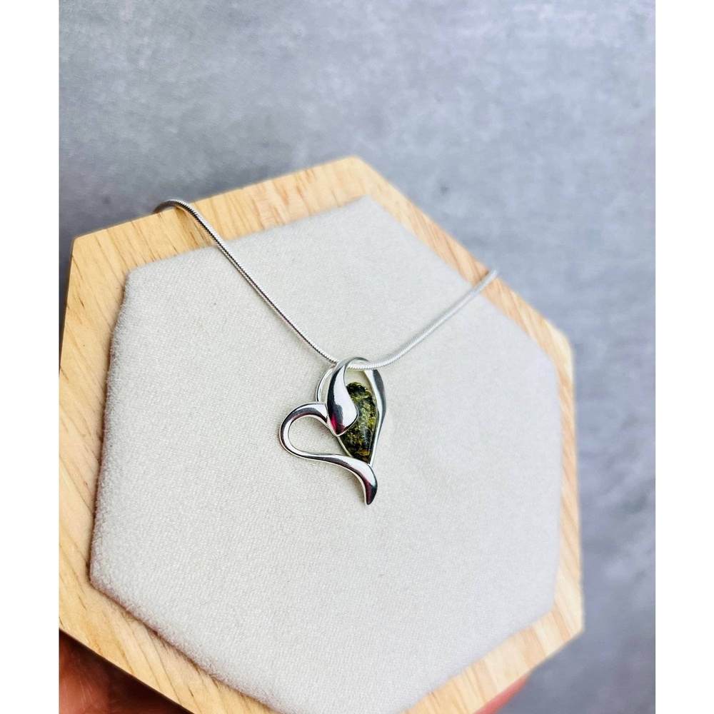 925 Sterling Silver & Genuine Baltic Amber Heart Pendant - GL346