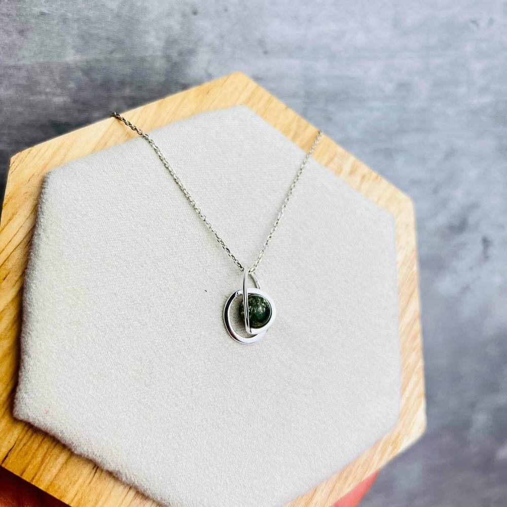 925 Sterling Silver & Genuine Baltic Amber Modern Pendant - GL389