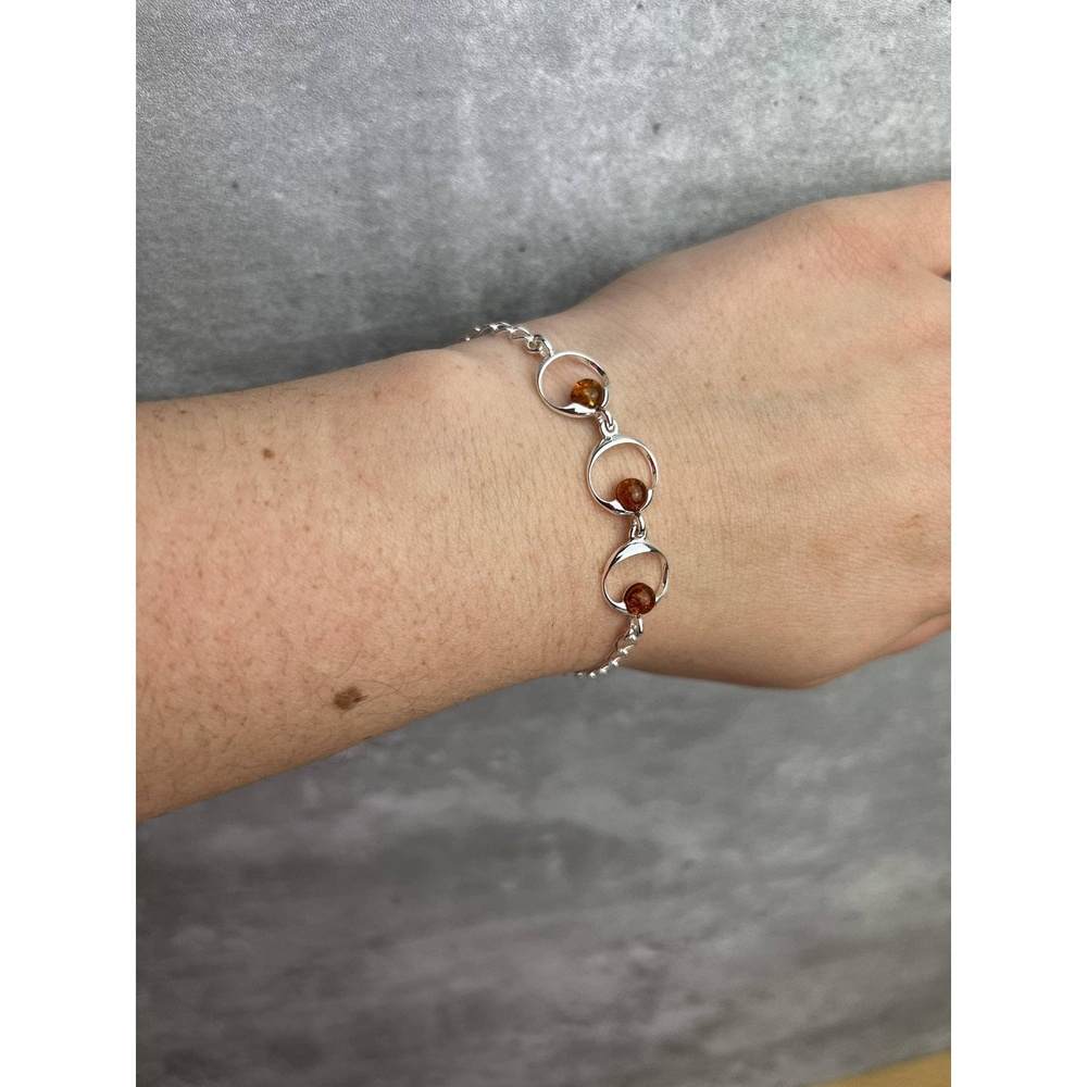 Beautiful Designer 925 Sterling Silver Modern Bracelet set with Genuine Baltic Amber - GL560