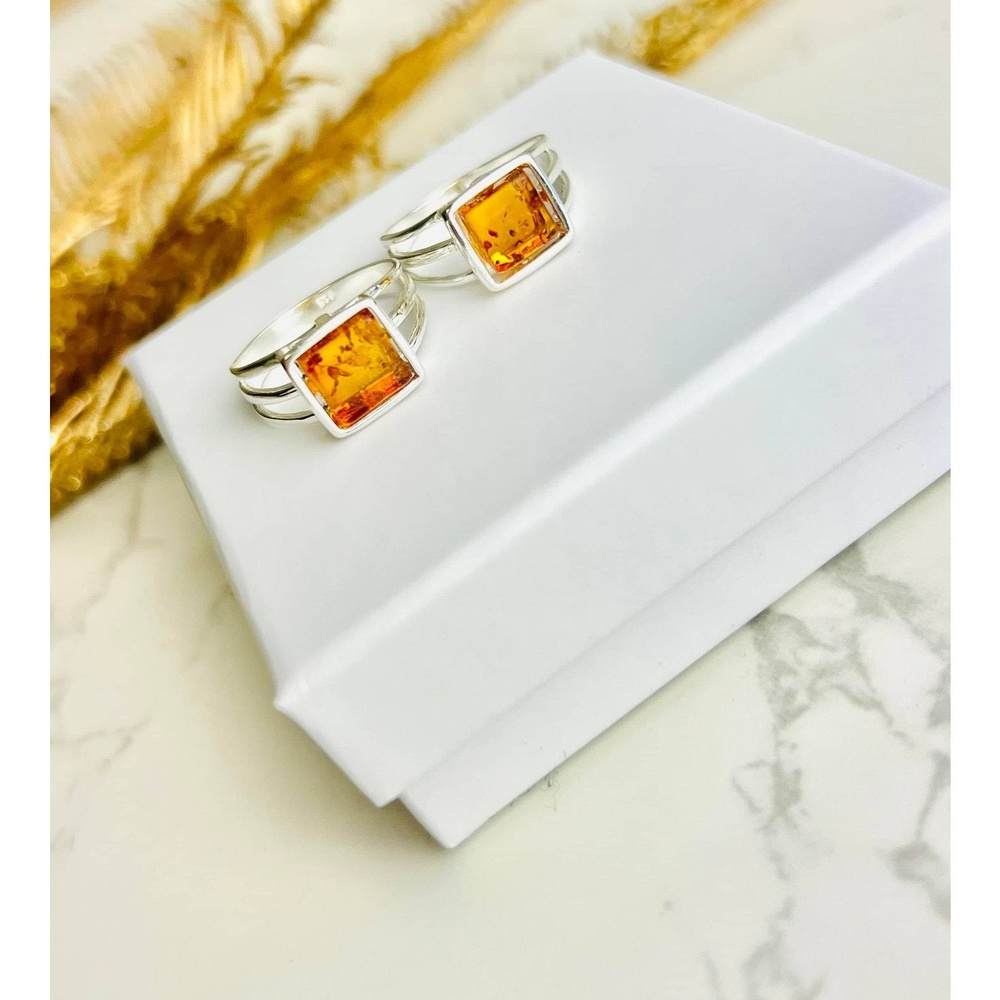 925 Sterling Silver & Genuine Baltic Amber Square Modern Ring - GL746