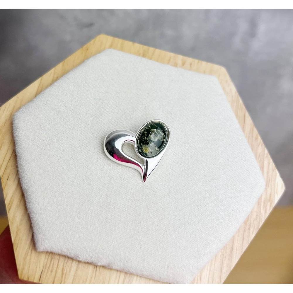 925 Sterling Silver & Baltic Amber Heart Brooch - GL816