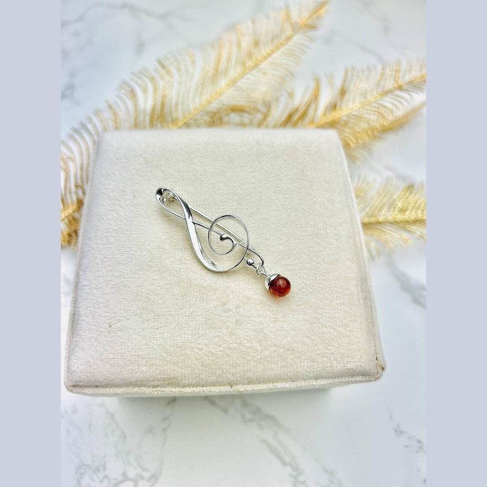925 Sterling Silver & Genuine Baltic Amber Treble Clef Brooch - 4168