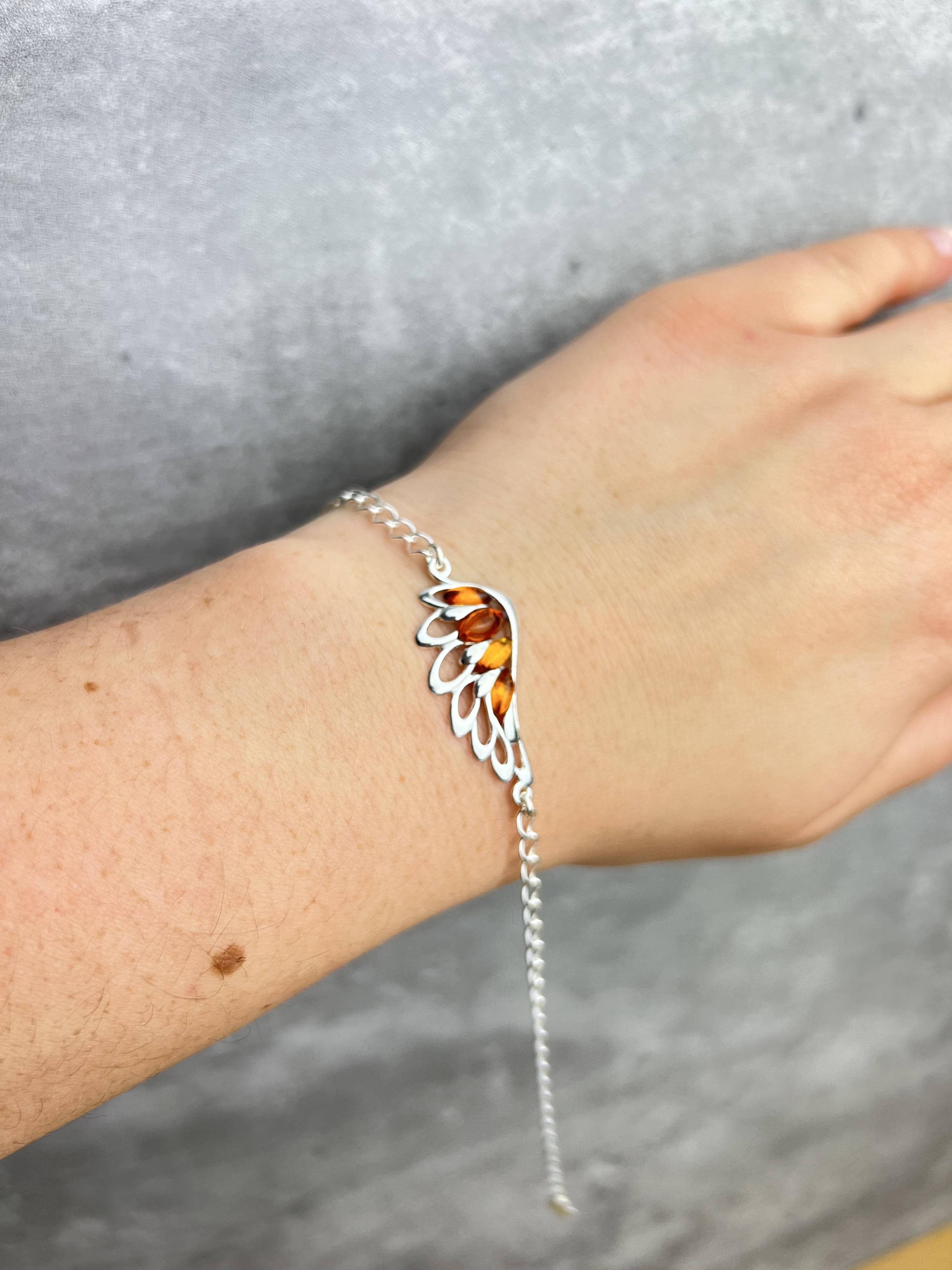 Beautiful Designer Silver Angel Wing Bracelet set with Baltic Amber - GL559