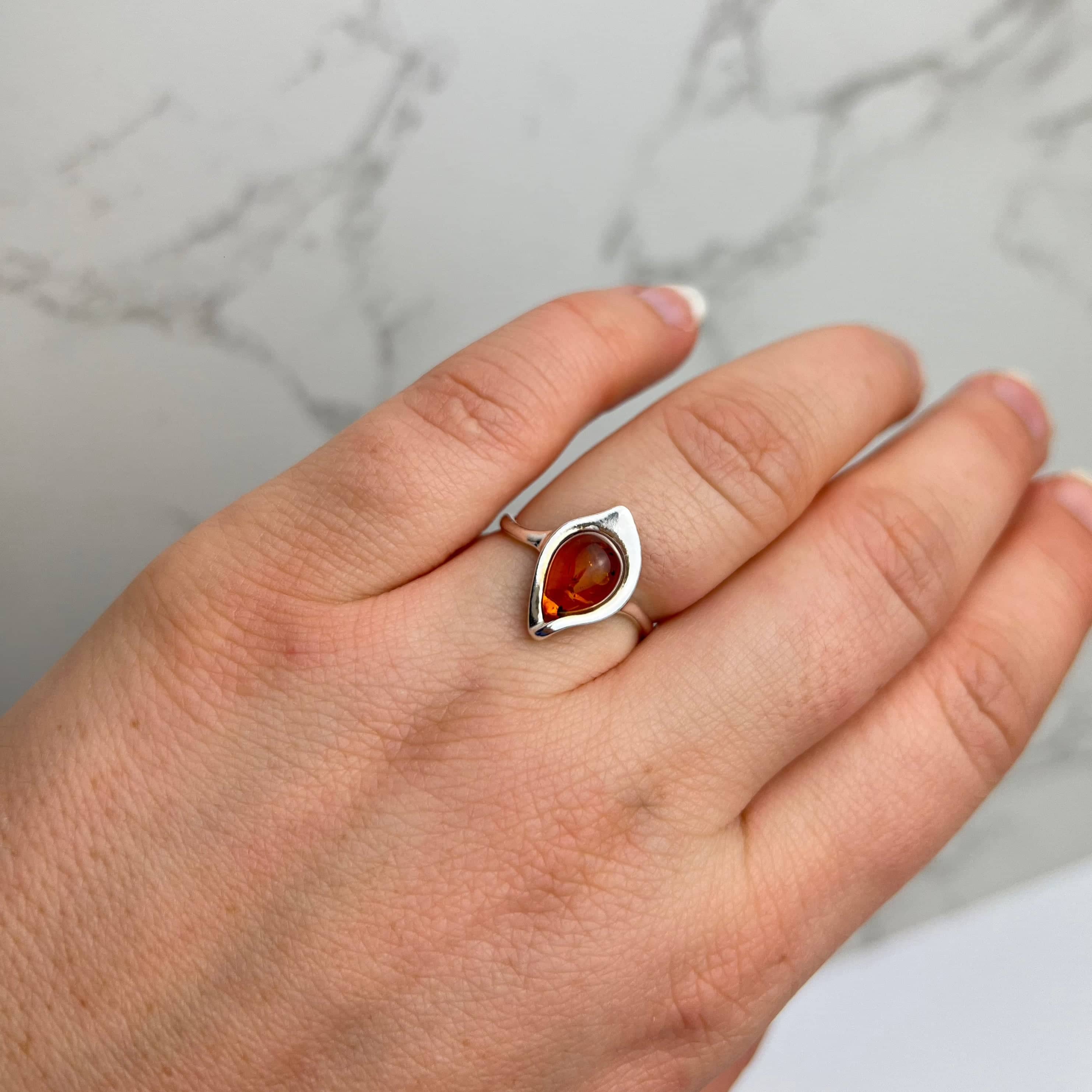 925 Sterling Silver & Baltic Amber Classic Designer Ring - GL735A