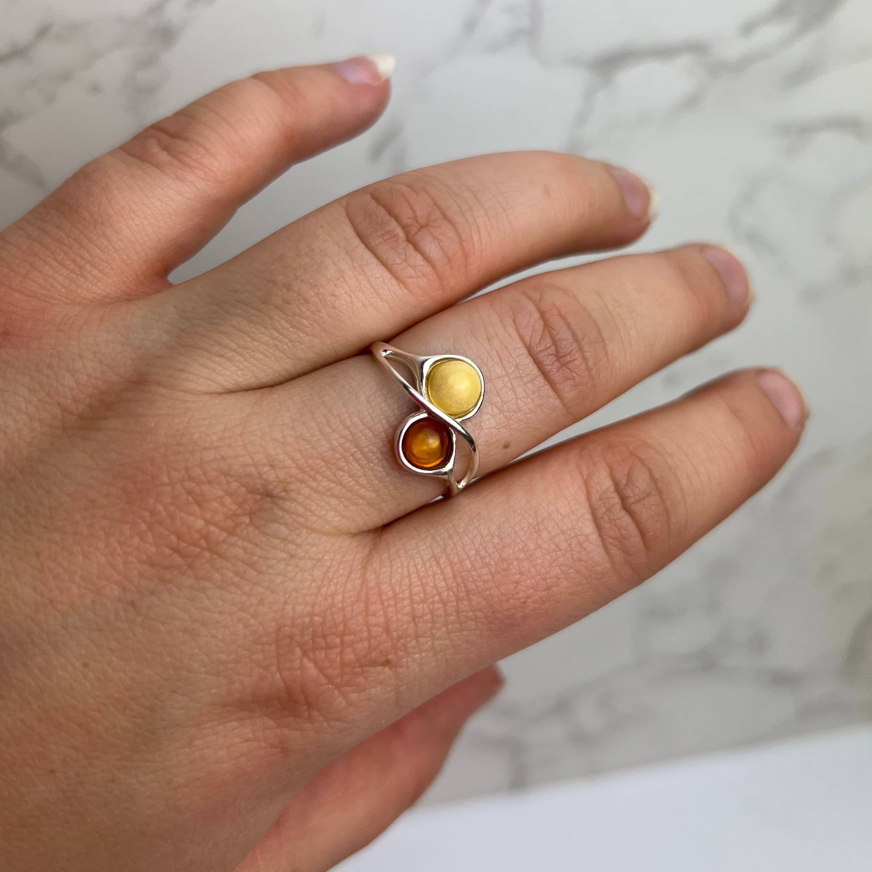 925 Sterling Silver & Genuine Baltic Amber 2 Stones Classic Ring - GL749