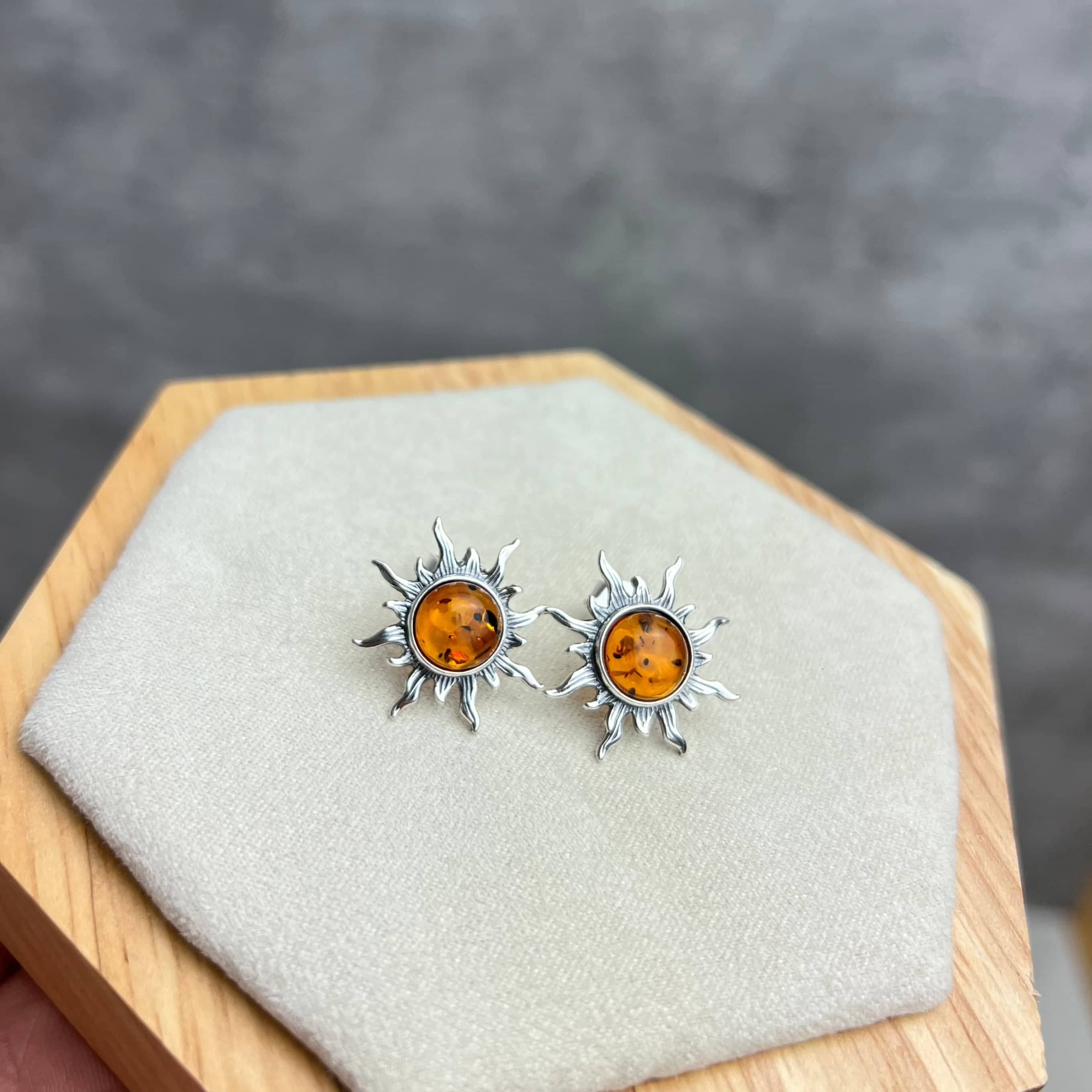 925 Sterling Silver & Baltic Amber Sun Stud Earrings 8222