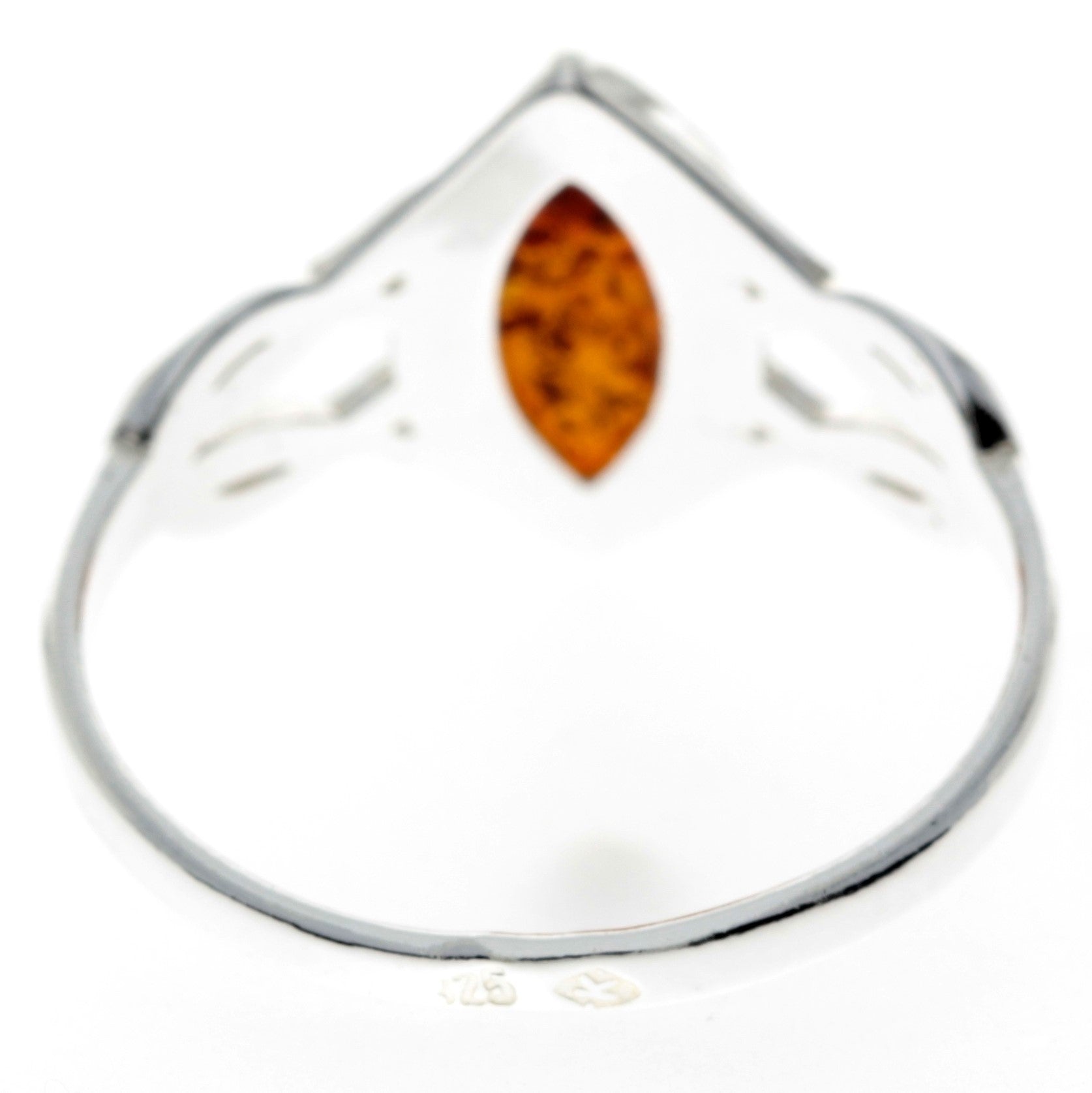 925 Sterling Silver & Baltic Amber Celtic Ring - M714