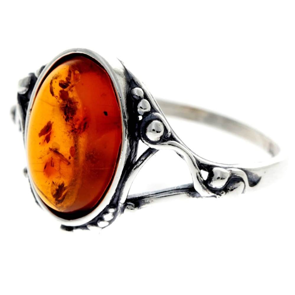 925 Sterling Silver & Genuine Oval Baltic Amber Classic Ring - AR10