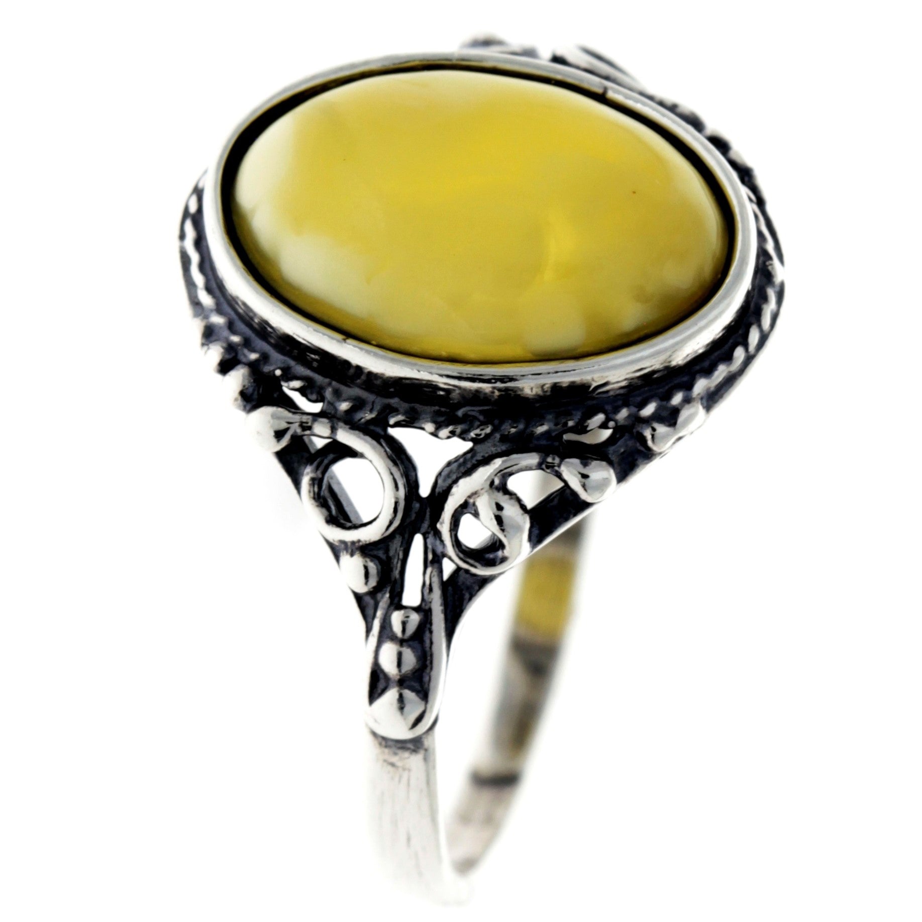 925 Sterling Silver & Genuine Oval Baltic Amber Classic Ring - AR10