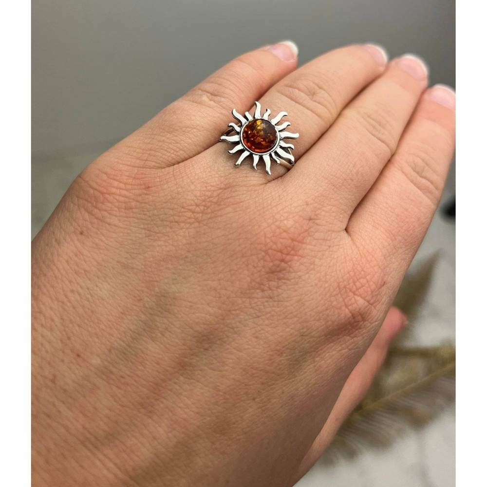 925 Sterling Silver & Genuine Baltic Amber Sun Ring - 7374