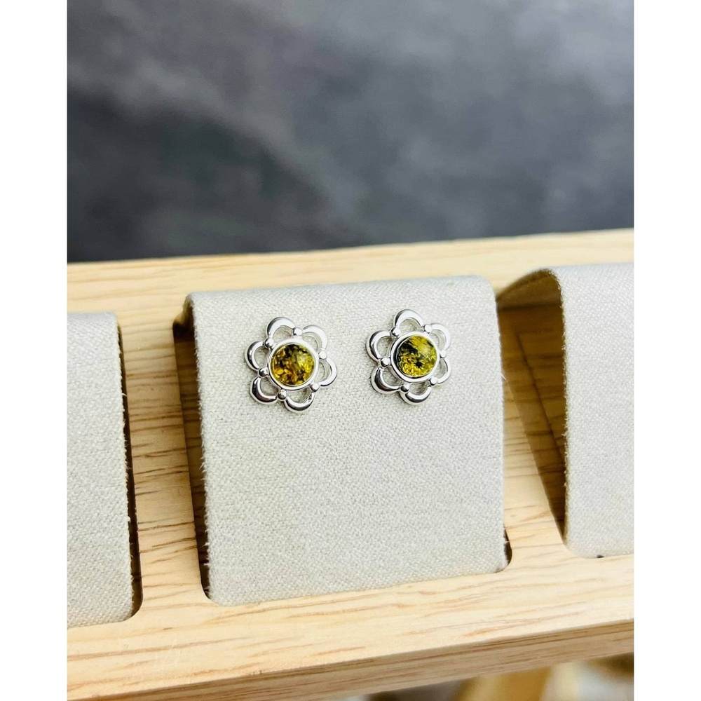 925 Sterling Silver & Genuine Baltic Amber Classic Flowers Studs Earrings - 8013