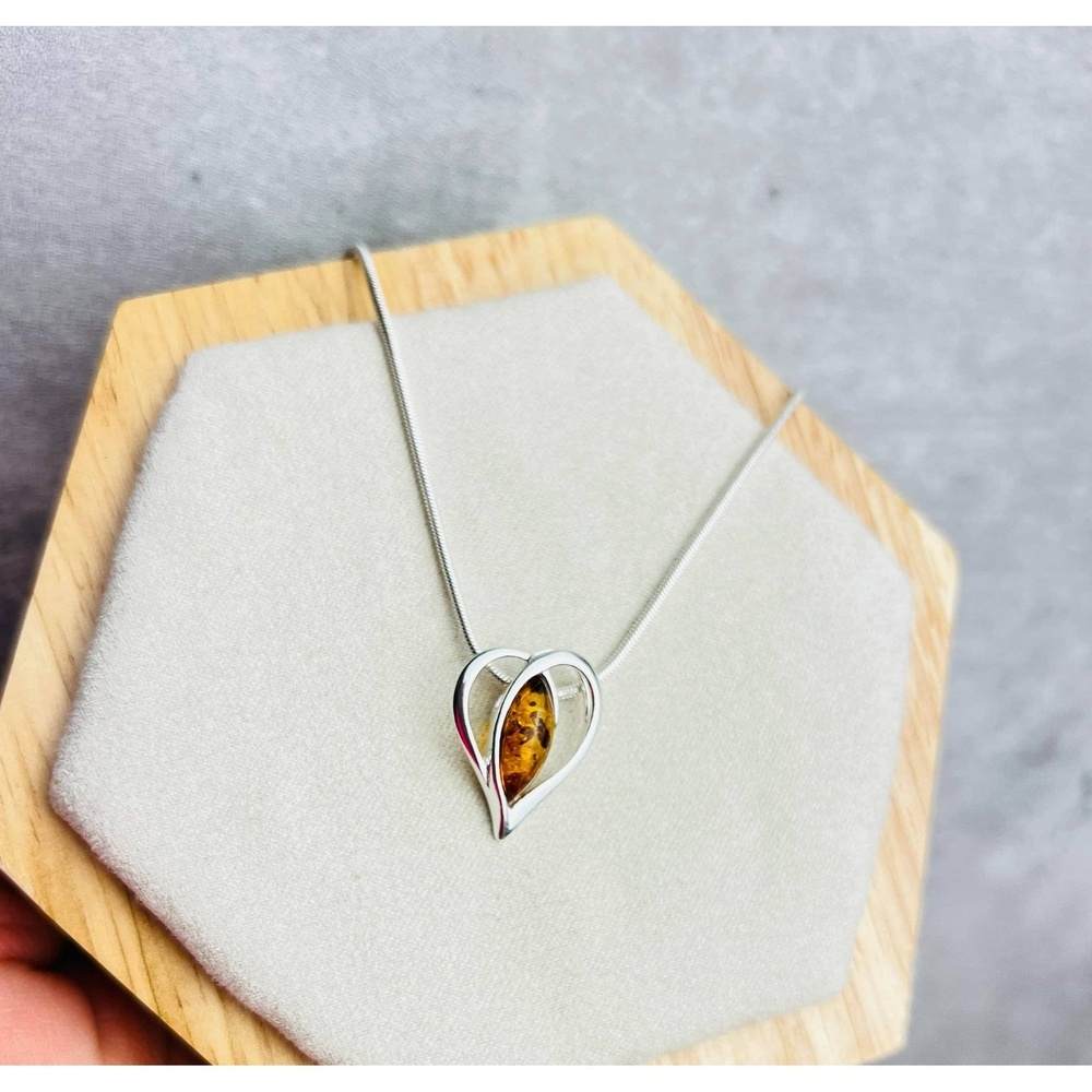 925 Sterling Silver & Genuine Baltic Amber Heart Pendant - GL308