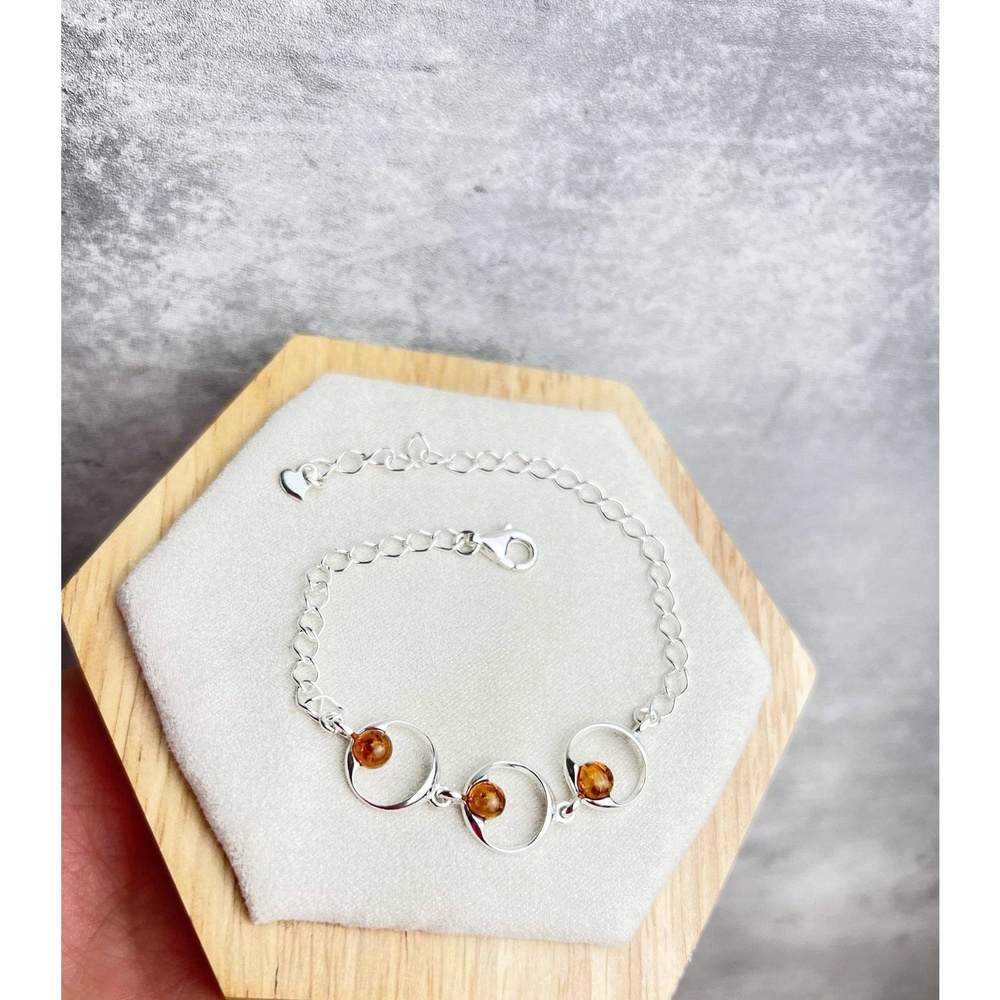 Beautiful Designer 925 Sterling Silver Modern Bracelet set with Genuine Baltic Amber - GL560